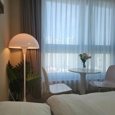 Daegu Star B&B Dsr Hotel Lily Guestroom Εξωτερικό φωτογραφία