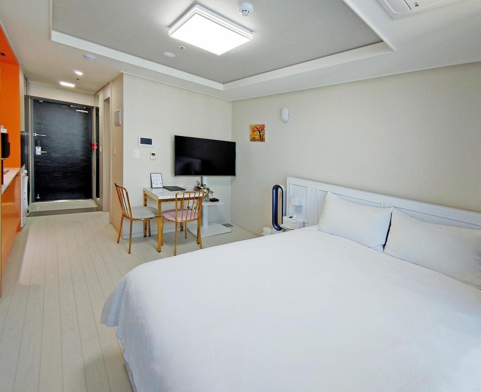 Daegu Star B&B Dsr Hotel Lily Guestroom Εξωτερικό φωτογραφία