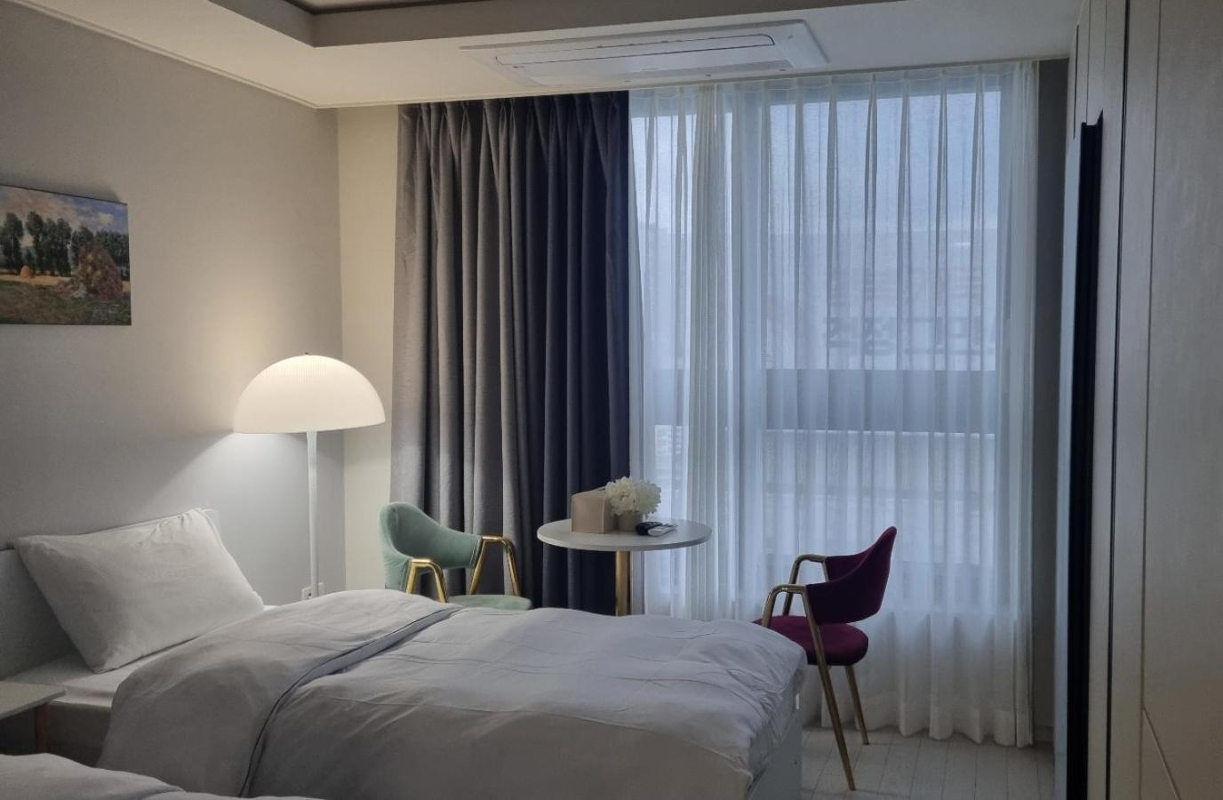 Daegu Star B&B Dsr Hotel Lily Guestroom Εξωτερικό φωτογραφία