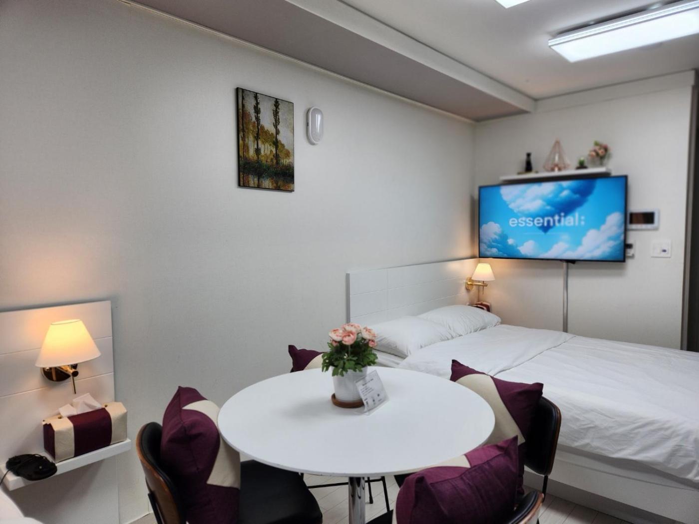 Daegu Star B&B Dsr Hotel Lily Guestroom Εξωτερικό φωτογραφία