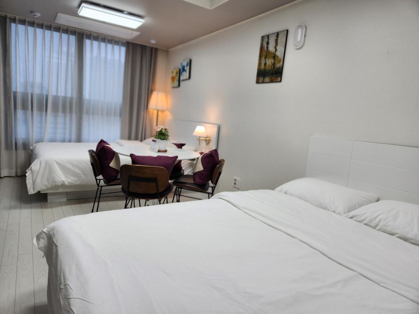 Daegu Star B&B Dsr Hotel Lily Guestroom Εξωτερικό φωτογραφία